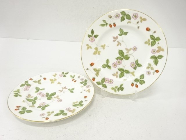 Pottery & Ceramics